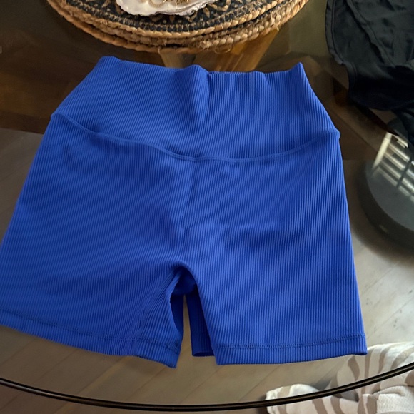 Blue Bella - Picture 2 of 3